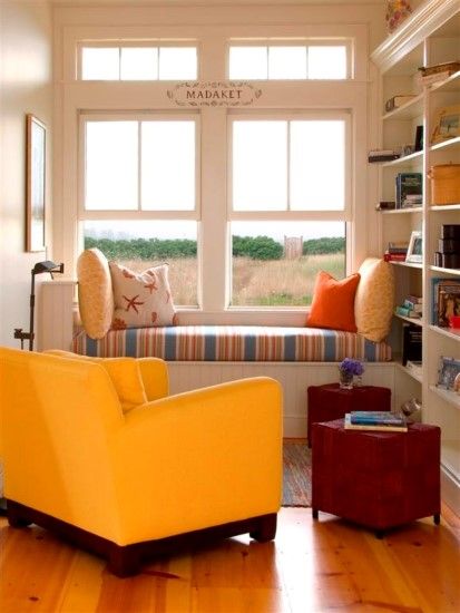 Nantucket cottage window seat