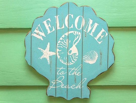 Welcome to the Beach Welcome Seashell Sign