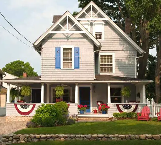 New England Style Beach Cottage