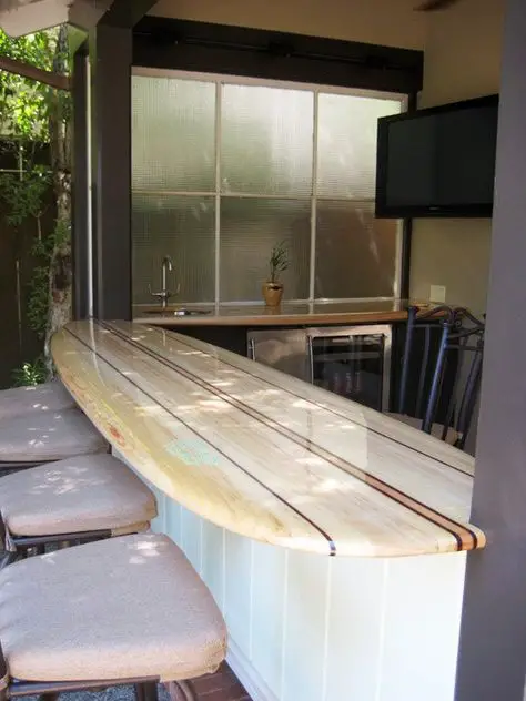 Bar Surfboard