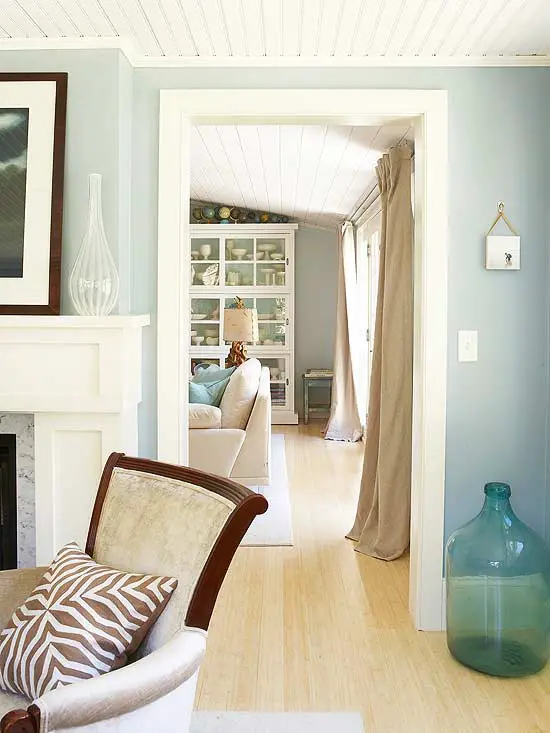 Coastal Paint Color Schemes Inspired From The Beach - Best Beach House Bedroom Paint Colors