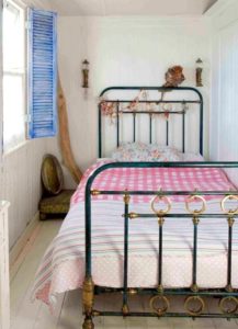 Old Rustic Beach Cottage Interiors